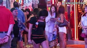 Tajska najstnica ujeta na skriti kameri v HD videu