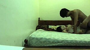 Hotelkamer seks met een Nepalese vrouw