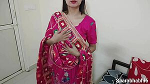 Mantan pacar India menikmati permainan anal dan payudara yang intens dengan kontol besar pacarnya dalam bahasa Hindi