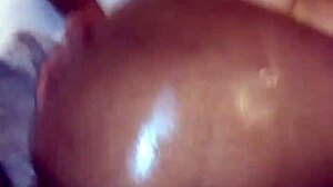 Naučite pohotno dekle z velikimi prsmi in veliko ritjo, kako se seksati in izvajati oralni seks pred kamero, medtem ko govori umazano, s posnetki od blizu in vsebino iz Kalifornije