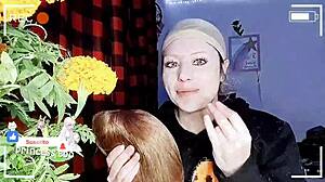 Ruská amatérka s blond parochňou a roztomilým vzhľadom